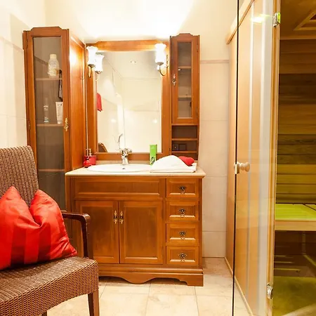 Апартаменты Exclusive Sylvie *